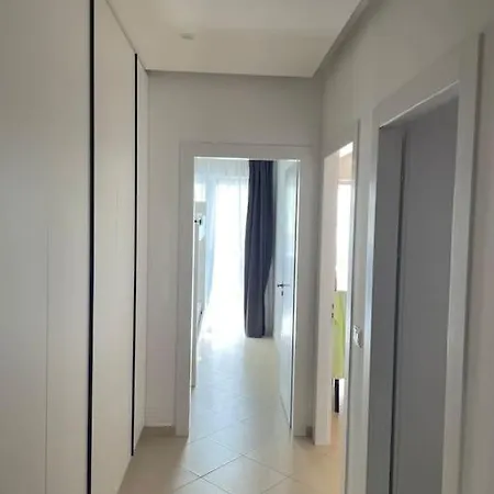 2 Bedroom Flat Shengjin *