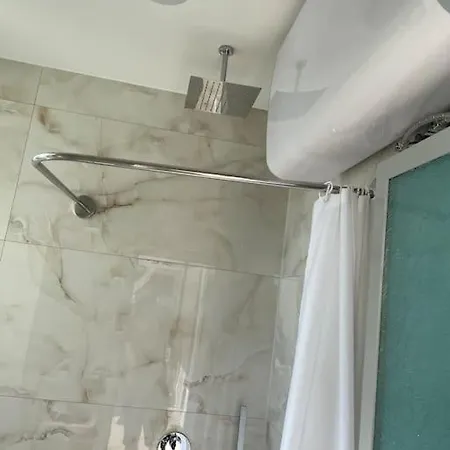 Appartement 2 Bedroom Flat Shengjin Margjonaj